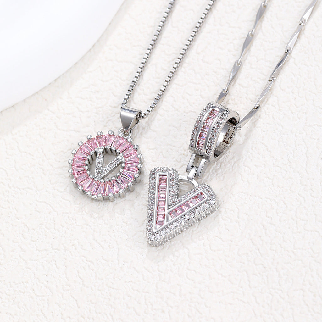 Hot-Selling Full Diamond Pink Rock Candy 26 Letter Pendant Necklace for Women Copper Inlaid Zircon Round Flower Jewelry Set 