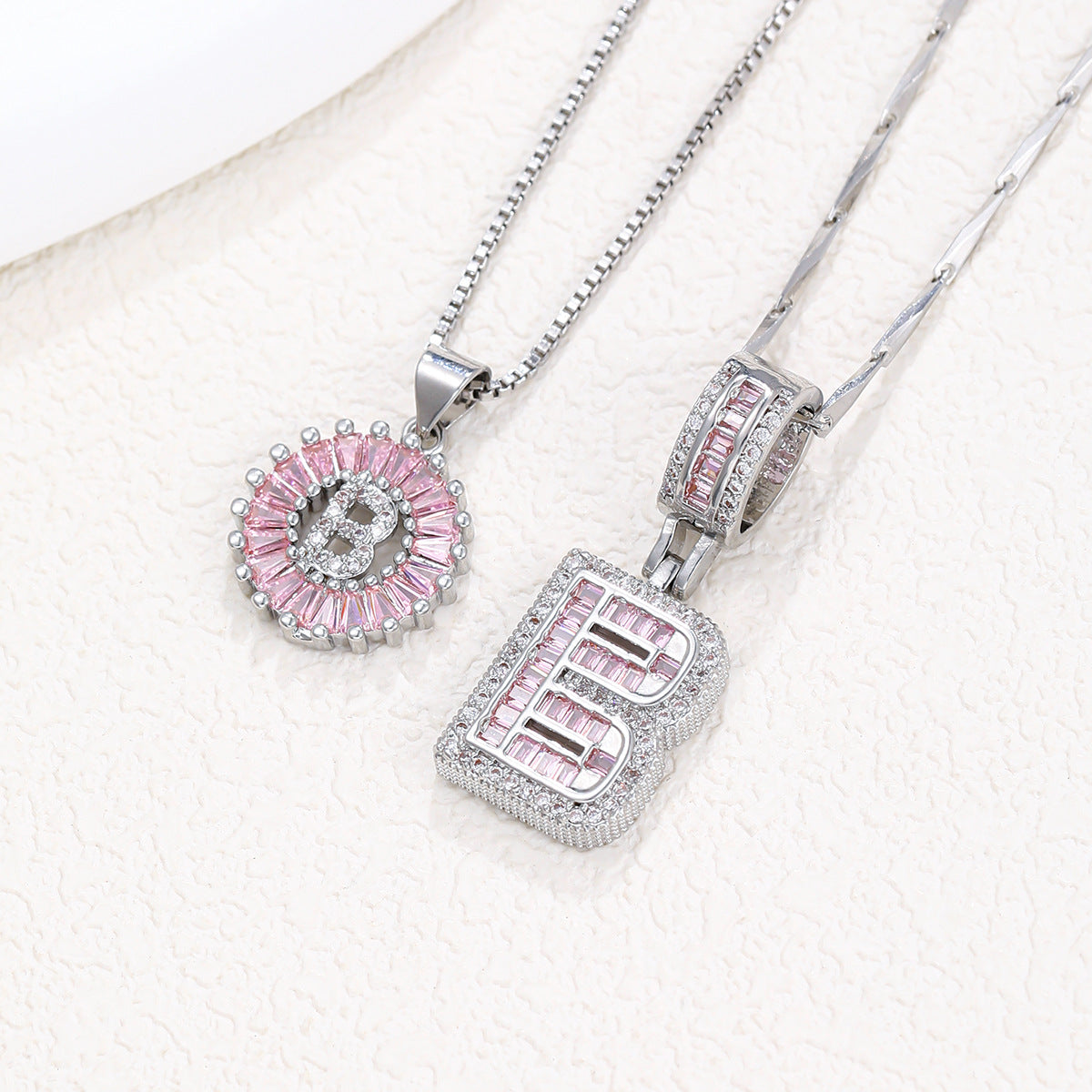 Hot-Selling Full Diamond Pink Rock Candy 26 Letter Pendant Necklace for Women Copper Inlaid Zircon Round Flower Jewelry Set 