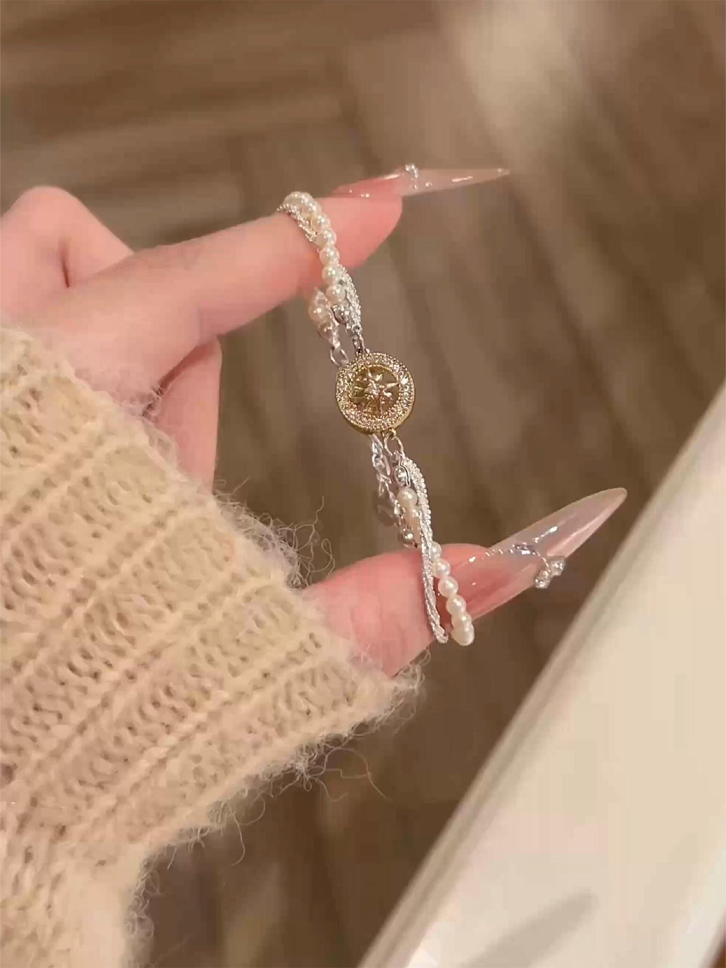 French Retro Zircon Star Pearl Bracelet Exquisite Elegant Versatile Bracelet Light Luxury High-end Feel Women's Jewelry 