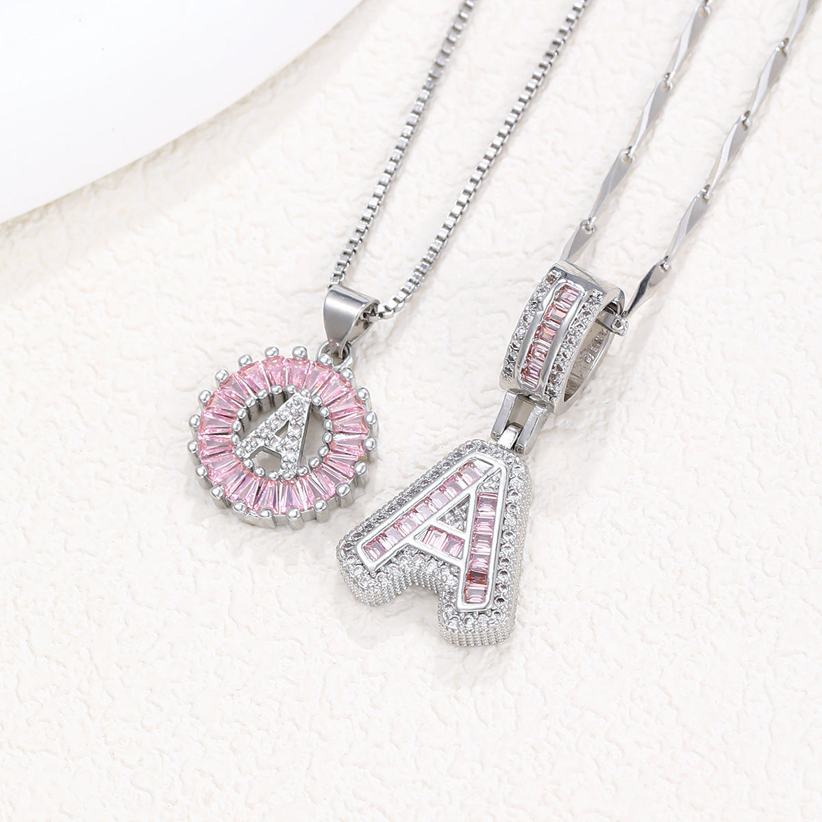 Hot-Selling Full Diamond Pink Rock Candy 26 Letter Pendant Necklace for Women Copper Inlaid Zircon Round Flower Jewelry Set 